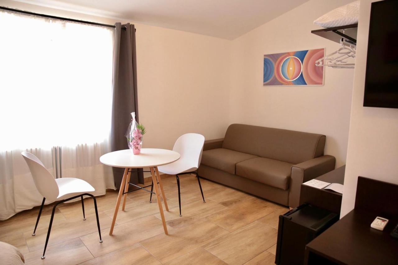 Zeta Rooms Καζέρτα Εξωτερικό φωτογραφία